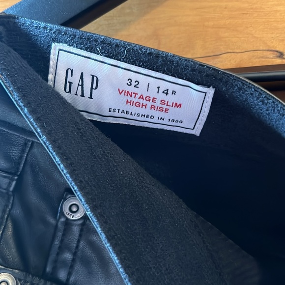 Gap High Rise Vintage Slim Vegan Leather Pants - Picture 4 of 5